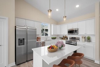 1214 Compton Ave, River Falls, WI 54022