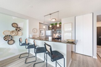 340 E Ohio St, Chicago, IL 60611