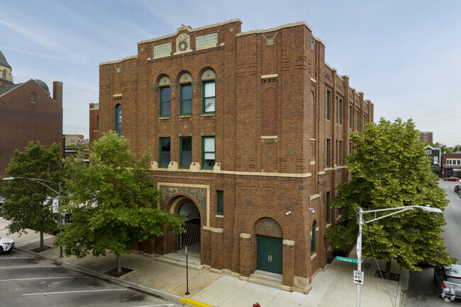 Golder College Prep prepares students for higher education in the heart of Chicago.