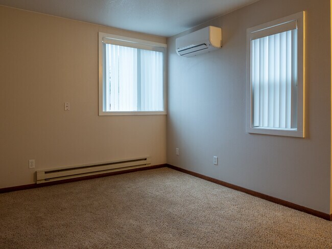 2026 SW Carolina St unit 2022 SW Carolina St., Portland, OR 97239 - photo 4