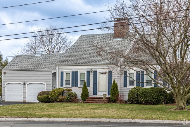 Cape Cod style homes with attached garages are common to see in Salem Street.