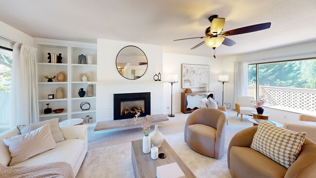 13427 90th Ave NE, Kirkland, WA 98034 - photo 2