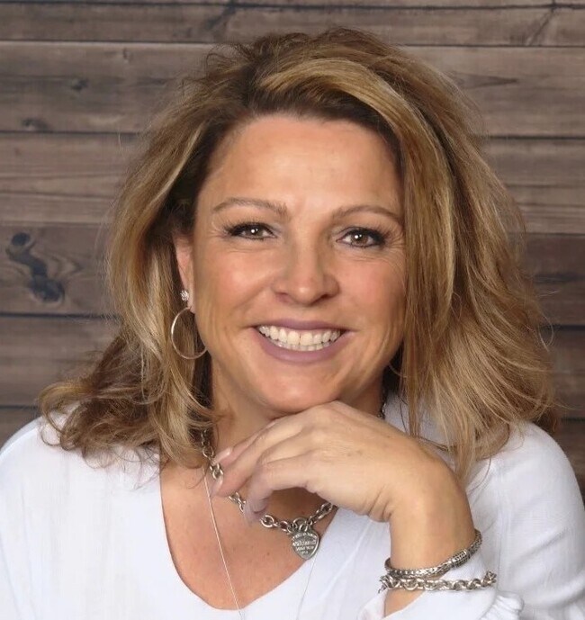 Cynthia Andrzejewski