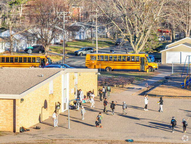 Weaver Elementary is a public school located in Maplewood, MN