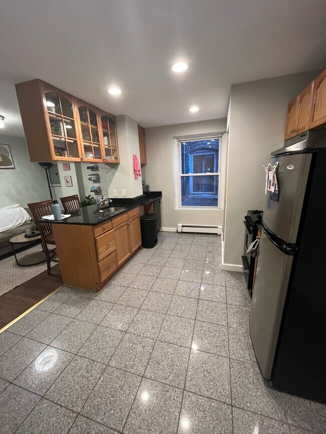 28 Fleet St unit B, Boston, MA 02113 - photo 7