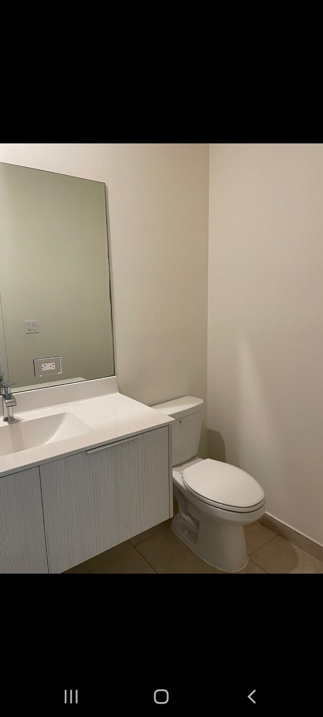 8039 NW 104th Ave Unit 32, Doral, FL 33178