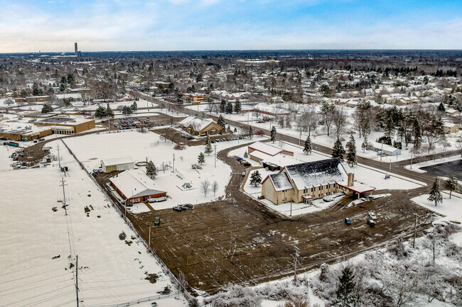 Greater Lansing Adventist School and parking lot.