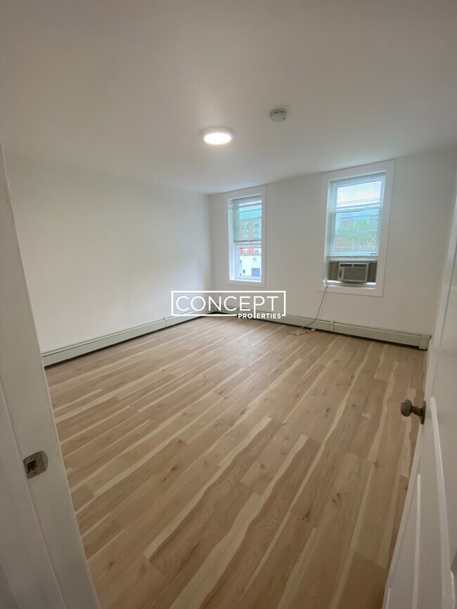 115 Orleans St unit 3B, Boston, MA 02128 - photo 3