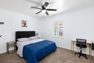 732 N 1st St, Las Vegas, NV 89101