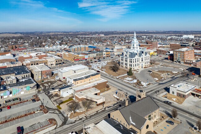 In the fall, downtown Marshalltown is taken over by Oktemberfest, a carnival, and live music.