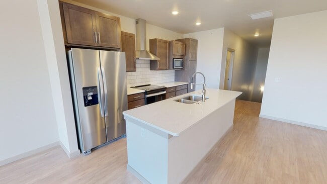 Cove at Crystal Lake, Green Bay, WI 54311 - photo 5