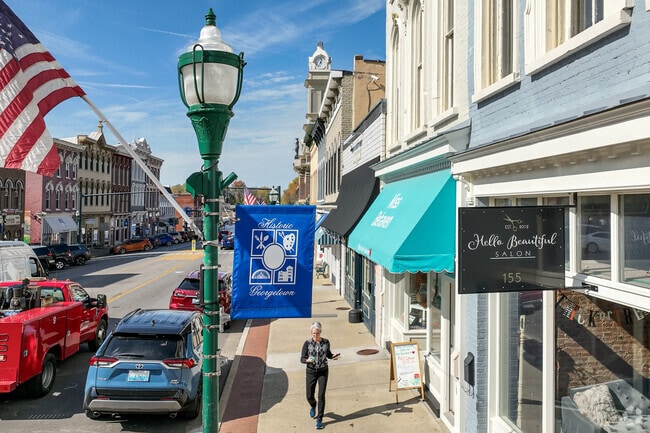 Main Street is a favorite shopping location amongst those in Downtown Georgetown.