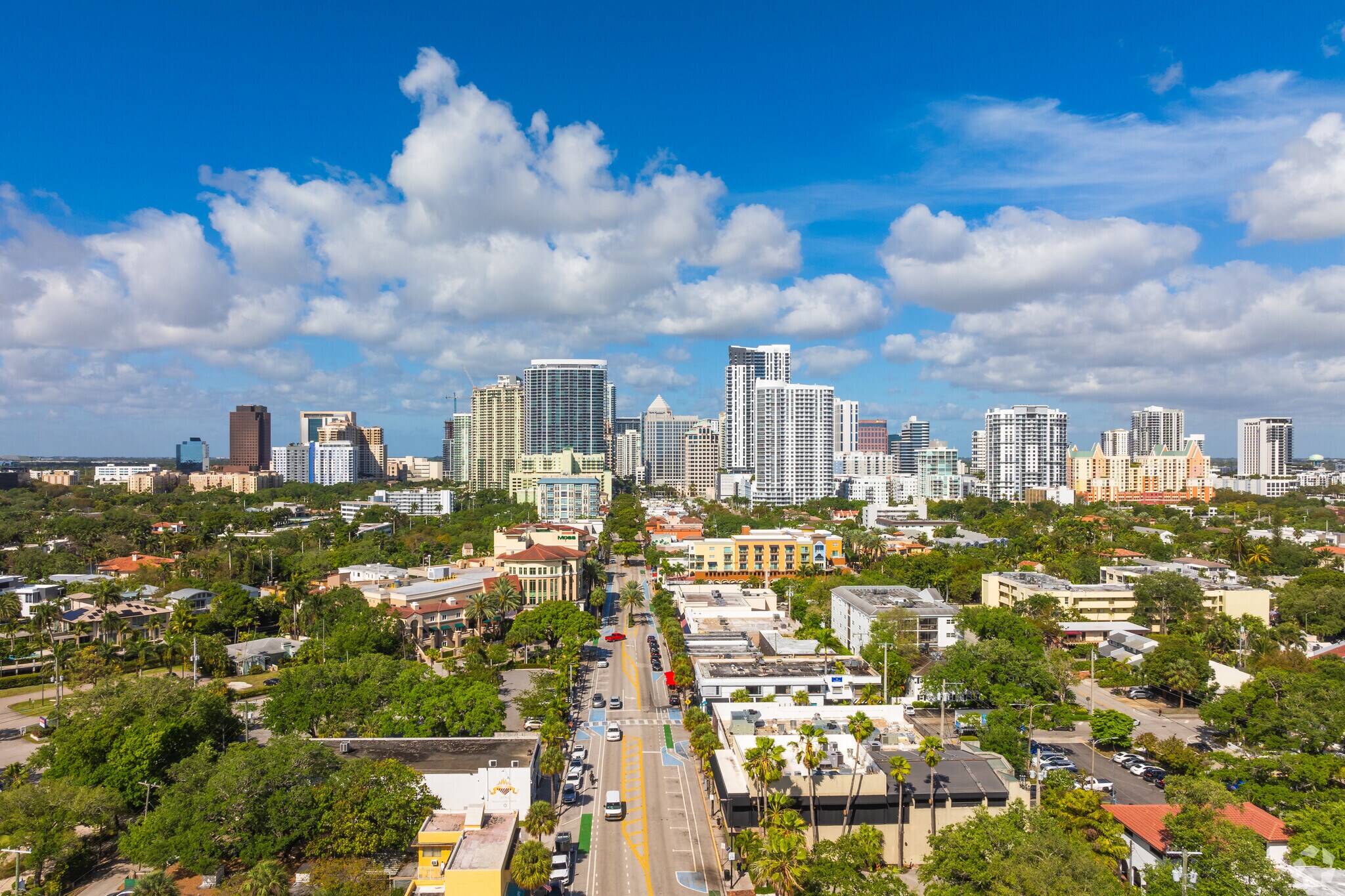 Discover the charm of Riviera Isles with Las Olas Boulevard shopping and dining.
