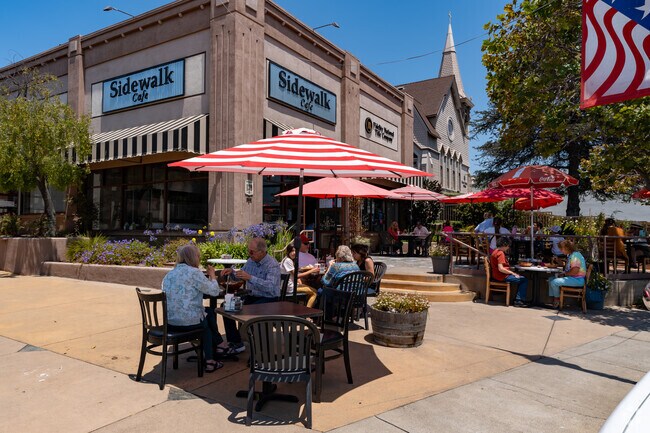 Residents of Los Berros enjoy a short commute to downtown Arroyo Grande for shopping and dining.
