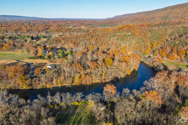 Water access near Maurertown offers easy outdoor downtime.