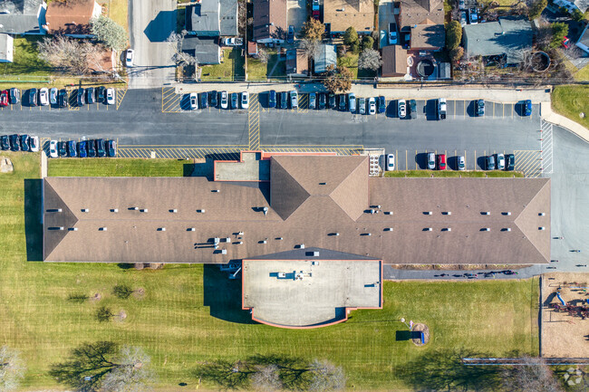 Meadowdale Elementary School has a student-teacher ratio of 17 to 1.