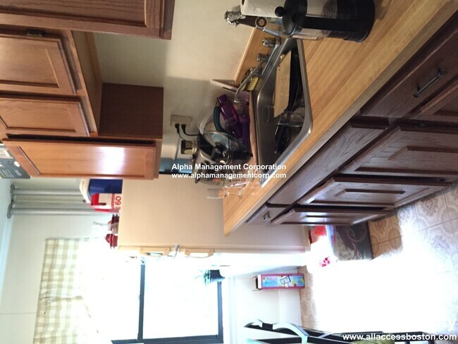 349 Pleasant St unit A3-3, Malden, MA 02148 - photo 6