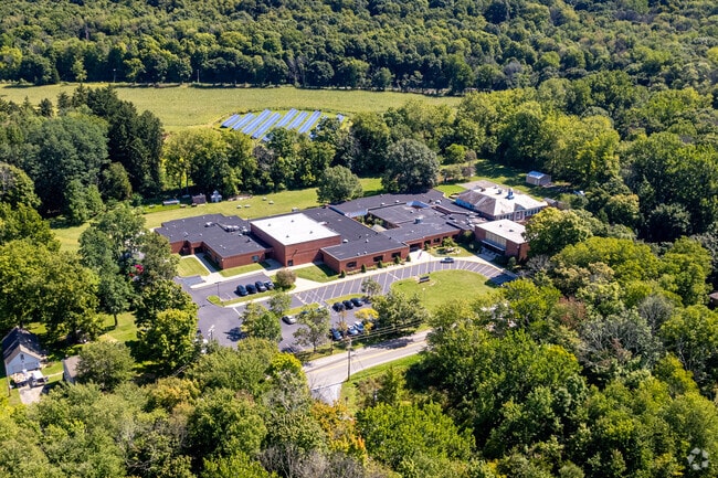 Students can attend Allamuchy Township Elementary School.