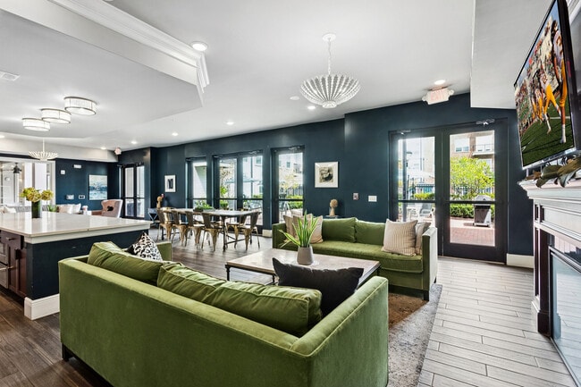 Lumina, New Orleans, LA 70119 - photo 5