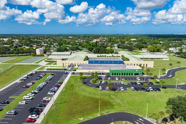 Golden Gate Middle School is a large public school within the residential community.
