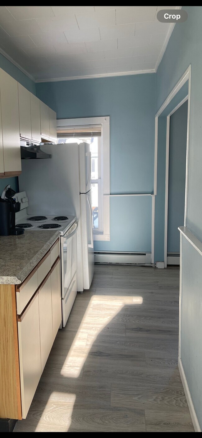 15 Bridge St, Millers Falls, MA 01349 - photo 4