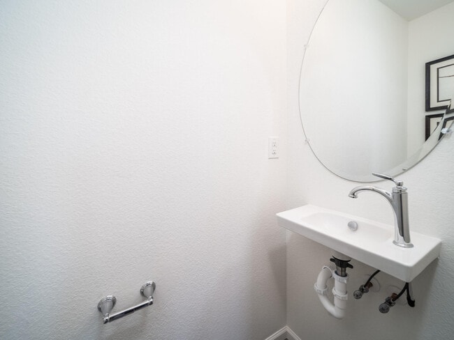 46514 Avery Ln, Bennett, CO 80102 - photo 2