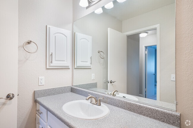 Vue 3600, Richmond, CA 94806 - photo 7