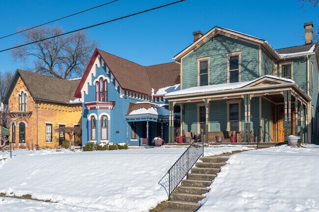 Homeowners pay attention to every detail of their Historic Inner East homes.