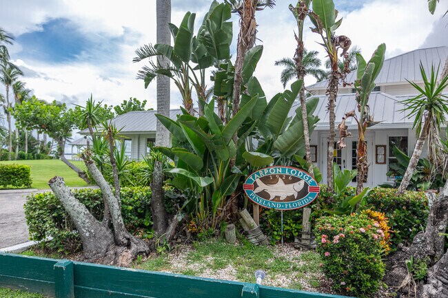 Tarpon Lodge in Pineland features a popular restaurant with surf and turf menu options.