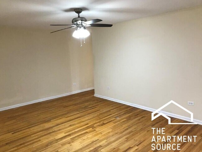 1630 W Estes Ave unit 1F, Chicago, IL 60626 - photo 5