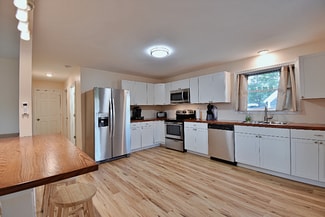 216 Glen Ave, Berlin, NH 03570