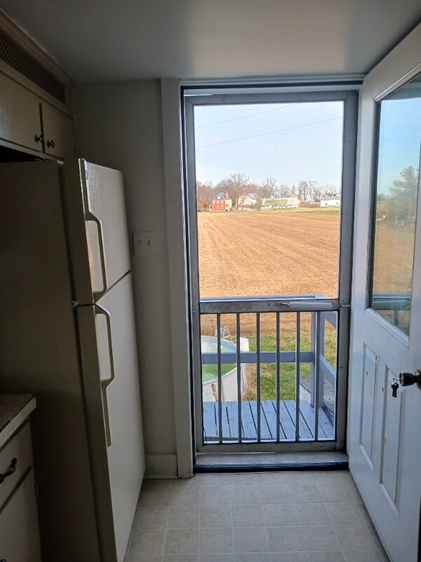 35 Hartman Bridge Rd unit B, Lancaster, PA 17602 - photo 5