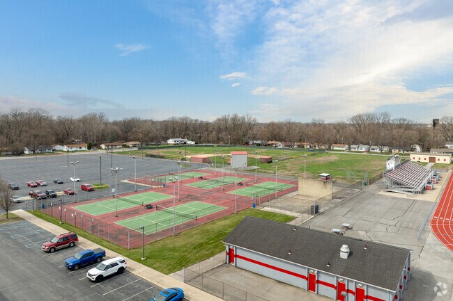Thomas A. Edison Junior/Senior Public Middle & High School tennis courts and tennis court.