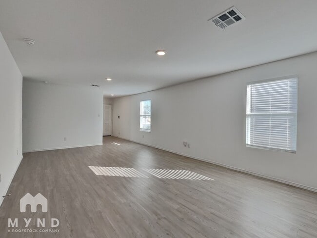 14123 Chemtou Trail, San Antonio, TX 78245 - photo 4