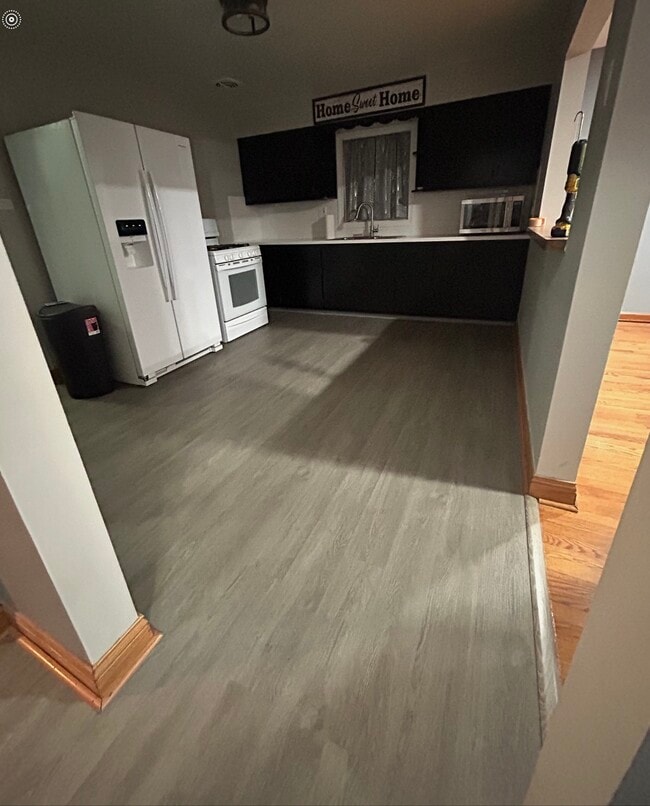 4347 Custer Ave, Lyons, IL 60534