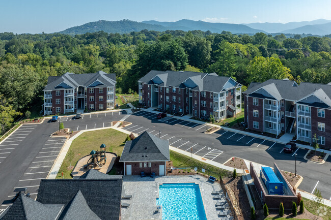 Palisades at Reems Creek - 1070 Cider Mill Loop, Weaverville, NC 