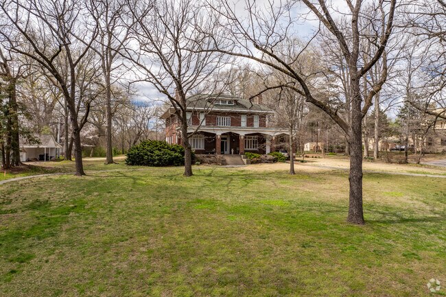 Dyersburg is a historic town, featuring a large number of expansive historic homes.