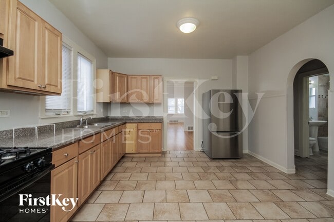 649 Price Ave, Calumet City, IL 60409 - photo 6