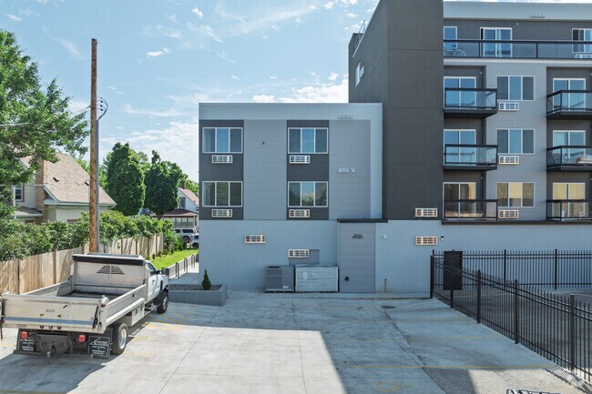 Dakar on Lake, Minneapolis, MN 55407 - photo 6