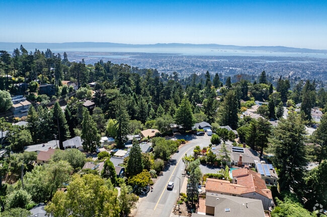 Piedmont Pines is known for its hillside homes with views of the San Francisco Bay and beyond.