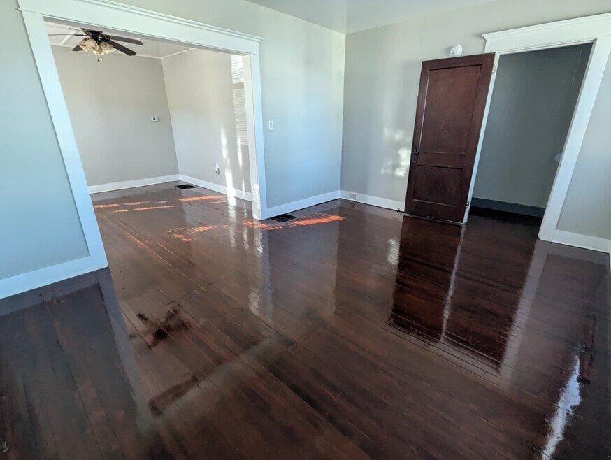 1700 State St unit 1, Hamden, CT 06517 - photo 1