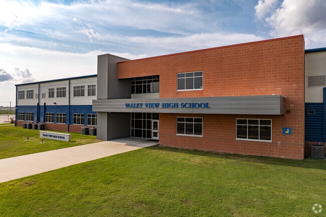 Valley View High School is the top rated public high school in Craighead County.