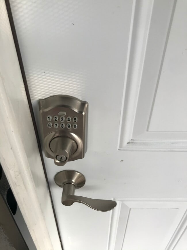 1151 E 15th St, Long Beach, CA 90813 - photo 4