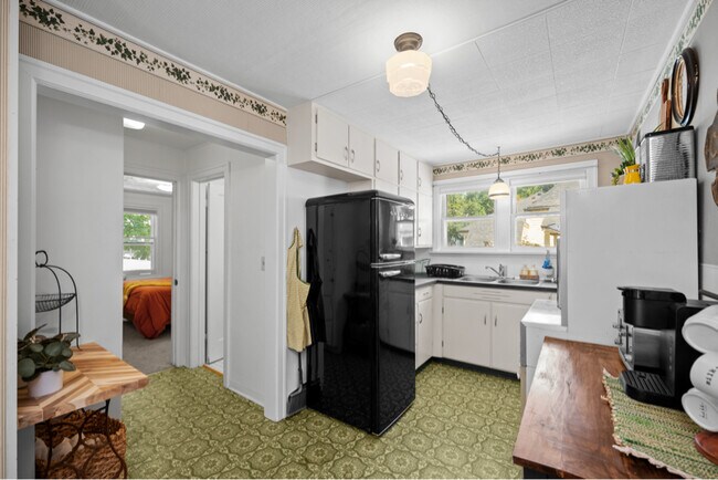 208 N 8th St unit A, Coeur D'Alene, ID 83814 - photo 4