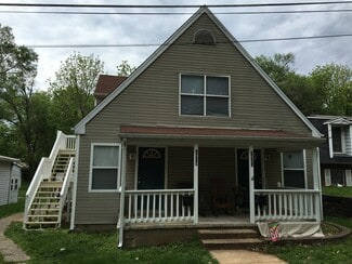 1019 Vine St Unit 1021, Saint Charles, MO 63301