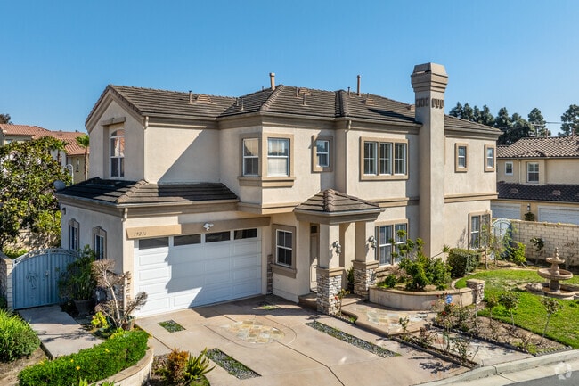 The Garfield neighborhood homes vary in size, offering between 1 to 4 bedrooms and 1 to 4 bathrooms, with living spaces ranging from 561 to over 2,500 square feet.