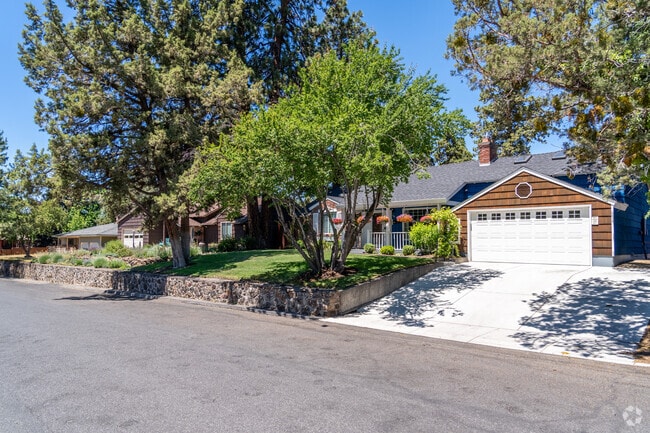 Rows of homes in the Orchard District of Bend include a variety of styles.