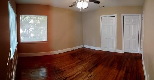 2nd bedroom to closet