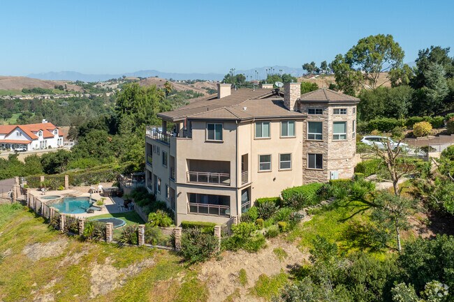This multi-level home is common in some areas of the Sleepy Hollow area.