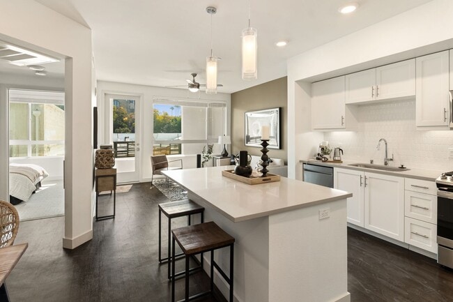 MARK Riverside, Riverside, CA 92501 - photo 7